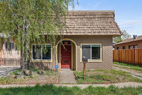 1721 Alhambra Ave, Martinez, CA 94553 photo 1