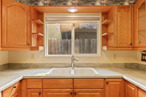 485 Luce Ave, Ukiah, CA 95482 photo 8