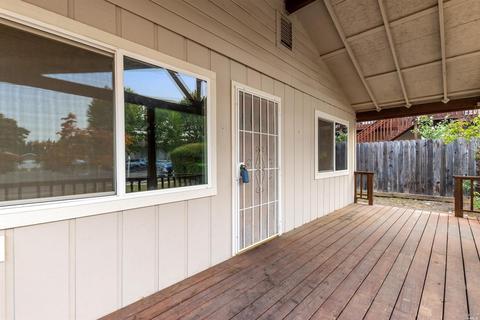 485 Luce Ave, Ukiah, CA 95482 photo 2