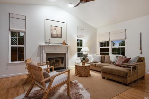 971 Central Ave, Sonoma, CA 95476 photo 1