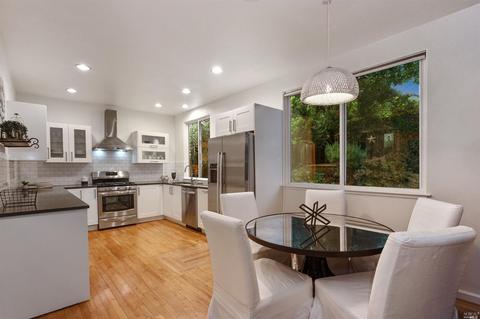 971 Central Ave, Sonoma, CA 95476 photo 2