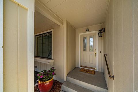 105 Beatrice Ct, Windsor, CA 95492 photo 7