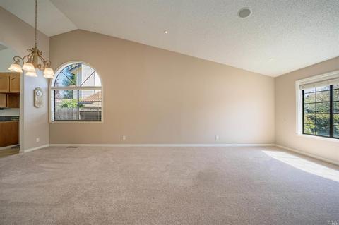 105 Beatrice Ct, Windsor, CA 95492 photo 9