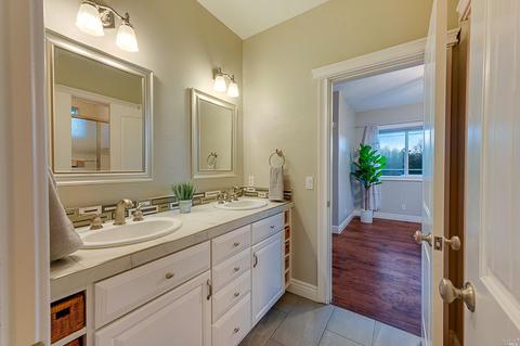 892 Jensen Ln, Windsor, CA 95492 photo 33