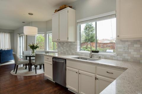 1912 Shurtleff Ave, Napa, CA 94559 photo 2