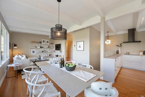712 Cabin Dr, Mill Valley, CA 94941 photo 9