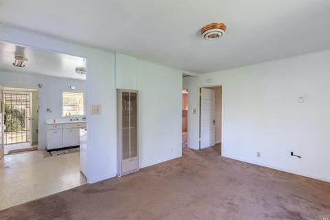 1112 Windsor River Rd, Windsor, CA 95492 photo 13