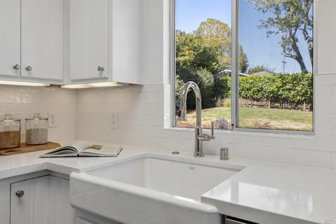 122 Walnut Ave, Corte Madera, CA 94925 photo 18