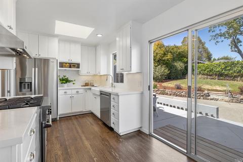 122 Walnut Ave, Corte Madera, CA 94925 photo 10