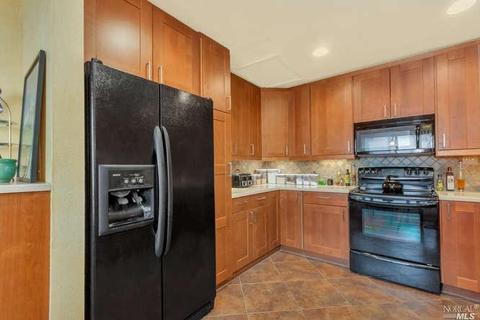 129 Nashville Ln, Vallejo, CA 94591 photo 12