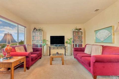 129 Nashville Ln, Vallejo, CA 94591 photo 5