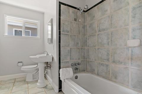 Undisclosed, Vallejo, CA 94591 photo 10