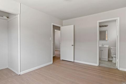 Undisclosed, Vallejo, CA 94591 photo 12