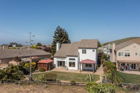 648 Windsor Dr, Benicia, CA 94510 photo 2