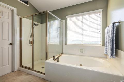 648 Windsor Dr, Benicia, CA 94510 photo 27