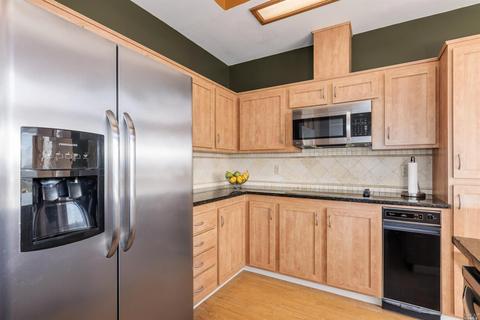 648 Windsor Dr, Benicia, CA 94510 photo 20