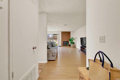 201 Dapple Dr, Vallejo, CA 94591 photo 7
