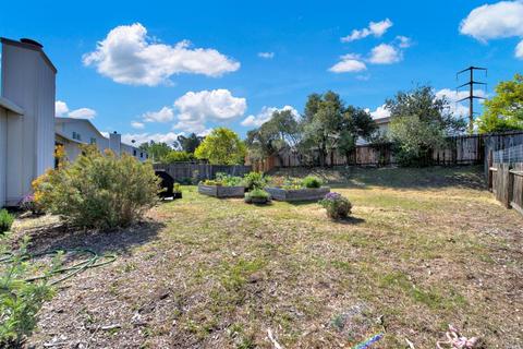 201 Dapple Dr, Vallejo, CA 94591 photo 37