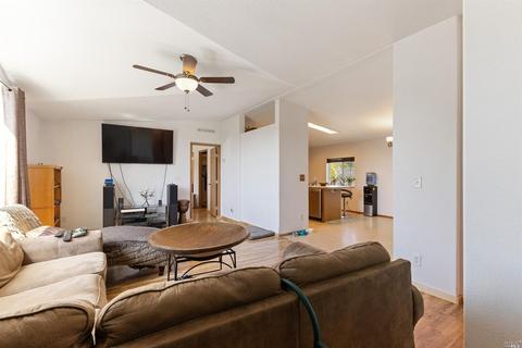 5290 Canyon Rd, Willits, CA 95490 photo 6