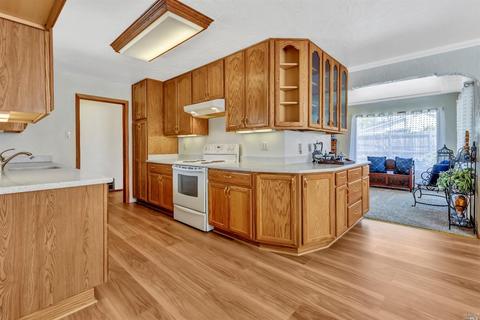 1016 Donner Pass Rd, Vallejo, CA 94589 photo 5