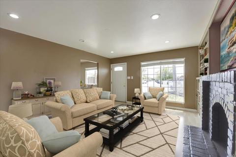 307 Stuart Dr, Petaluma, CA 94954 photo 5