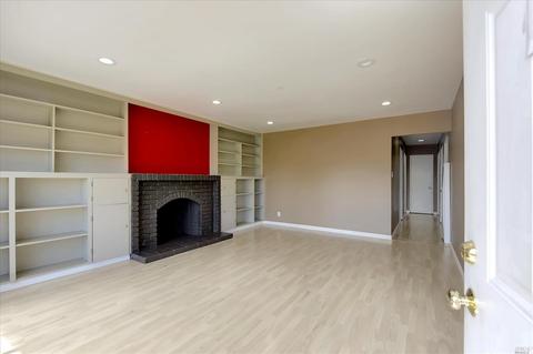 307 Stuart Dr, Petaluma, CA 94954 photo 8