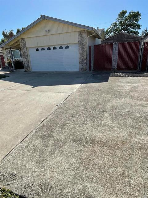 270 S 7th St, Dixon, CA 95620 photo 2