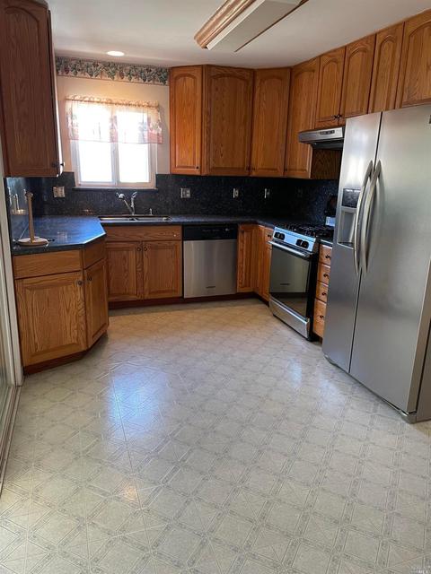 270 S 7th St, Dixon, CA 95620 photo 9