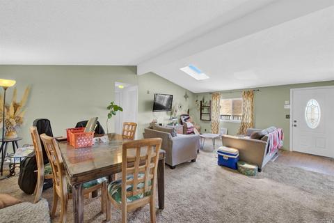 469 Gillcrest Ave, Vallejo, CA 94591 photo 15