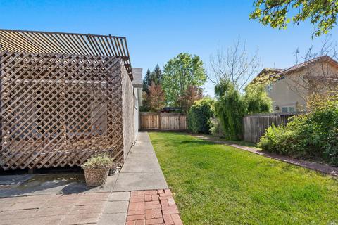 7913 Winter Born Way, Windsor, CA 95492 photo 29