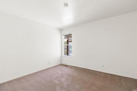 7913 Winter Born Way, Windsor, CA 95492 photo 18