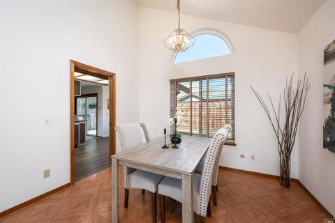 7809 Meadowlark Way, Windsor, CA 95492 photo 12