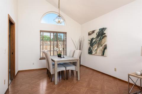7809 Meadowlark Way, Windsor, CA 95492 photo 11
