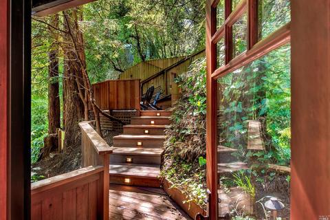 Undisclosed, Mill Valley, CA 94941 photo 17