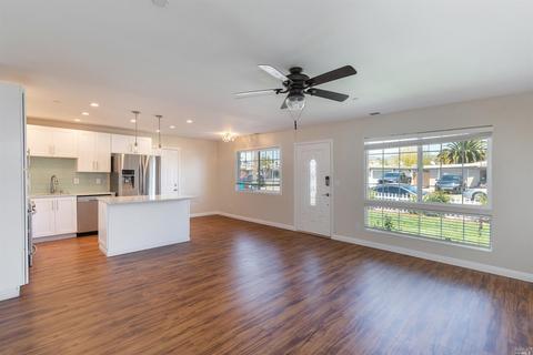 358 Stuart Dr, Petaluma, CA 94954 photo 9