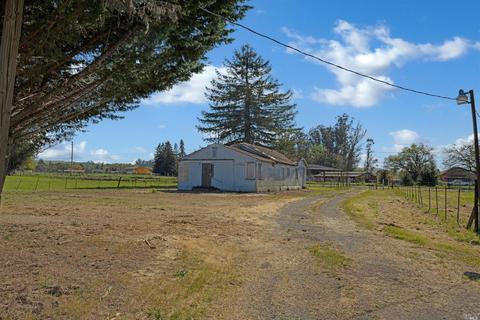 1051 Helman Ln, Cotati, CA 94931 photo 5