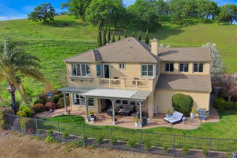 3397 Pebble Beach Ct, Fairfield, CA 94534 photo 2