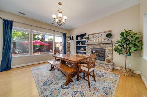 304 Decanter Cir, Windsor, CA 95492 photo 14