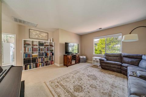 304 Decanter Cir, Windsor, CA 95492 photo 18