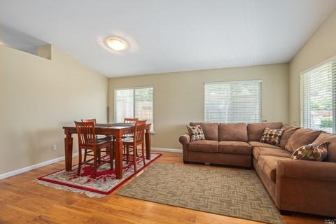 850 Wiegand Ct, Dixon, CA 95620 photo 8
