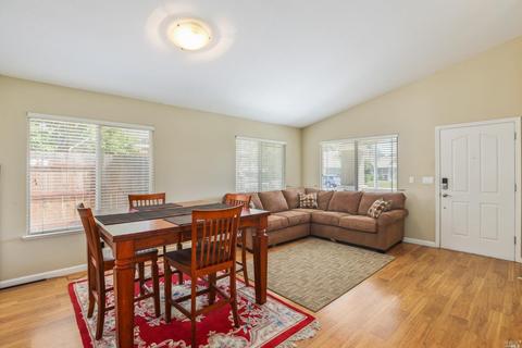 850 Wiegand Ct, Dixon, CA 95620 photo 7