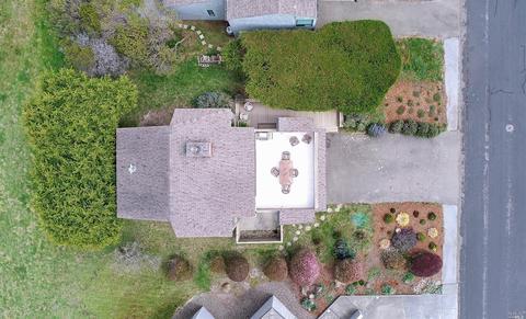 111 Surfbird Ct, Bodega Bay, CA 94923 photo 4