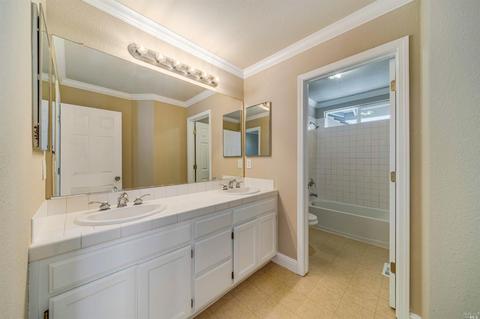 1178 Pedroncelli Dr, Windsor, CA 95492 photo 25