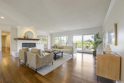 88 Eagle Dr, Novato, CA 94949 photo 2