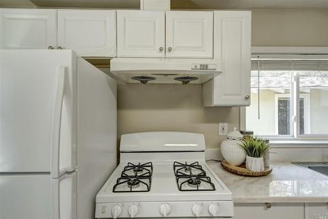 527 Grennan St, Vallejo, CA 94591 photo 8