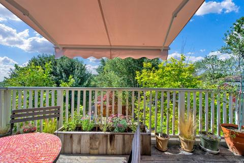 692 E L St, Benicia, CA 94510 photo 31