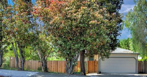 692 E L St, Benicia, CA 94510 photo 3