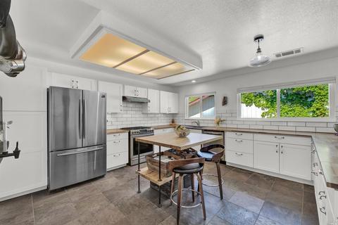 692 E L St, Benicia, CA 94510 photo 11