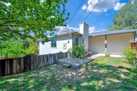 692 E L St, Benicia, CA 94510 photo 5