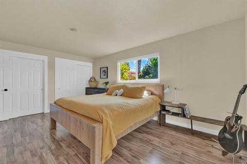 692 E L St, Benicia, CA 94510 photo 21